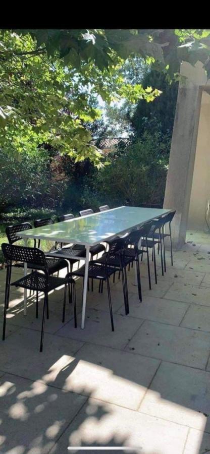 … Et La Fourmi Villa Saumane-de-Vaucluse ภายนอก รูปภาพ